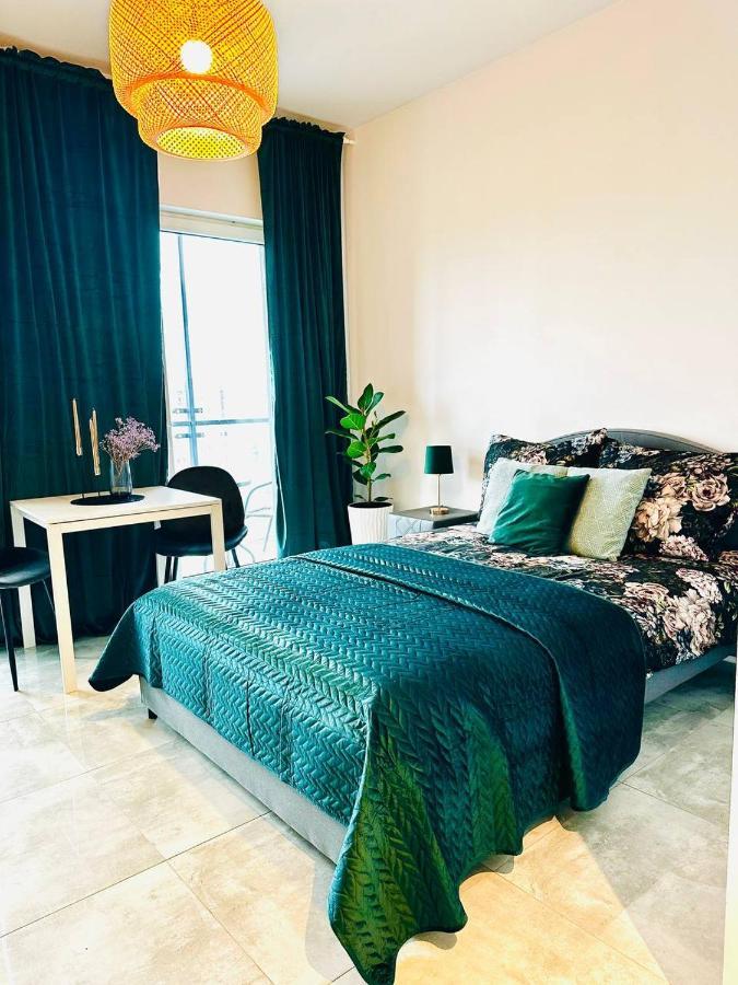Uroczy Apartament Blisko Centrum Warszawy Daire Varşova Dış mekan fotoğraf